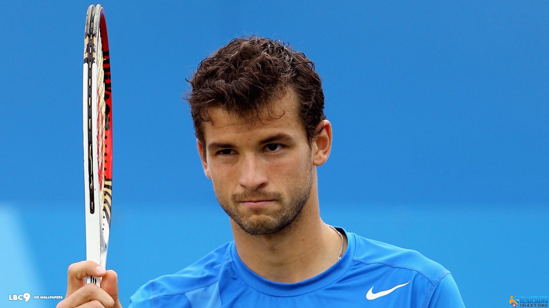 国足球在走 国足球在走