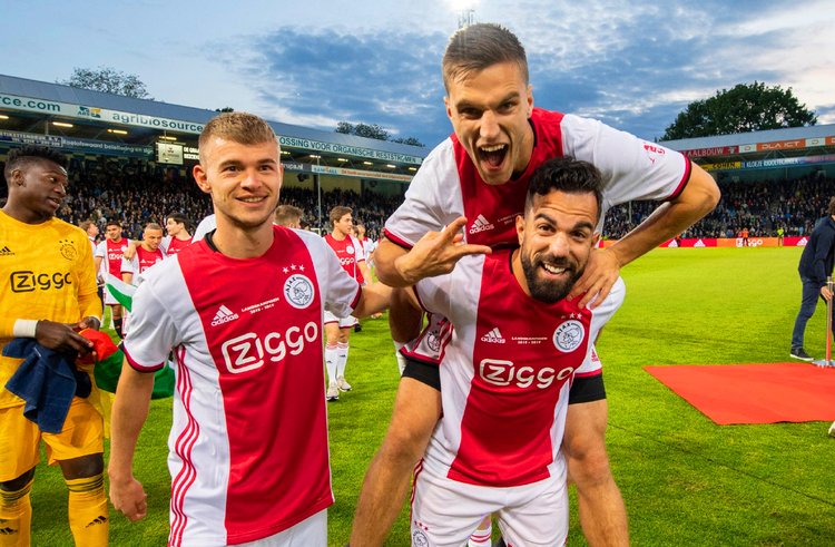 和身体压在 和身体压在