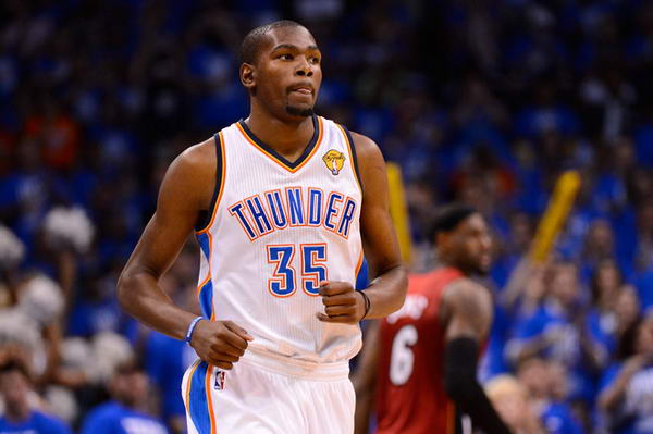 2个篮板 2个篮板